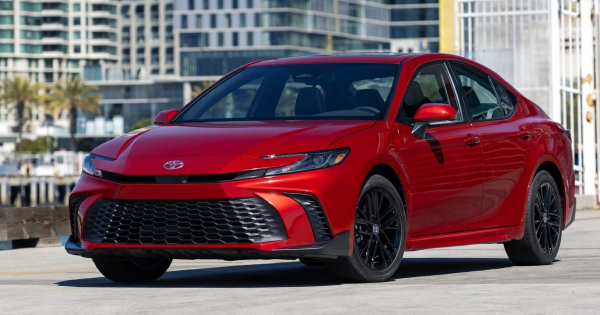 Toyota почне продавати три моделі американського виробництва в Японії