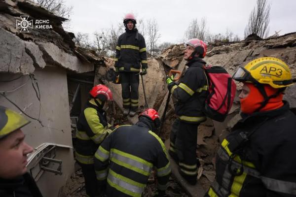 Через атаку на Київ в столиці без світла перебуває 500 000 родин, 40% будинків &ndash; без тепла