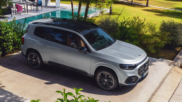 Новий Mercedes-Benz GLB представлений офіційно Новий Mercedes-Benz GLB представлений офіційно