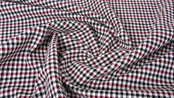 Porsche відновила виробництво класичних тканин для інтер'єрів автомобілів Porsche відновила виробництво класичних тканин для інтер'єрів автомобілів