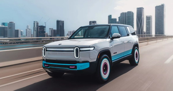 Rivian R1S Quad Miami Edition: буде всього лише 10 екземплярів