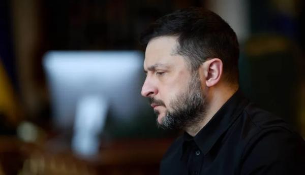 Зеленський: Ситуація в Києві особливо складна, уряд бере її розв'язання на свій контроль