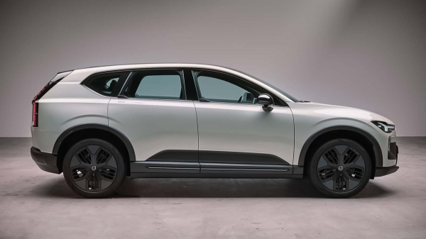 Volvo представила електричний кросовер EX60 зі швидкою зарядкою та запасом ходу 810 км
