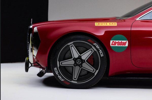 Колишній шеф-дизайнер Mercedes розсекретив концепт Red Pig