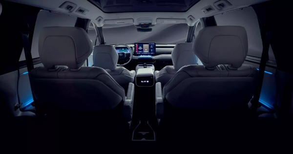 Toyota повертає Highlander &mdash; тепер це повністю електричний SUV