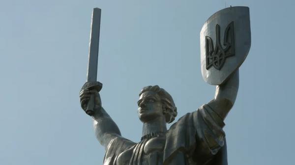 Через удари РФ є пошкодження у підніжжі монумента "Батьківщина-мати" &ndash; фото