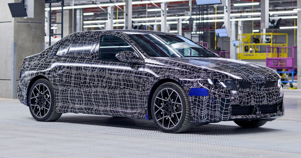 Новий BMW i3: розпочато передсерійне виробництво