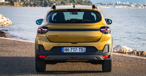 Dacia Sandero LPG та Jogger LPG вперше отримали автоматичну коробку передач Dacia Sandero LPG та Jogger LPG вперше отримали автоматичну коробку передач