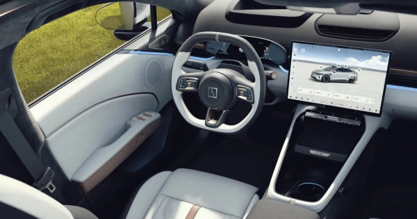 Китай вимагатиме більше фізичних перемикачів в нових автомобілях