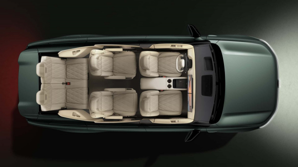 Volkswagen показав інтер'єр ID. Era 9X з трьома дисплеями та проєкціями Volkswagen показав інтер'єр ID. Era 9X з трьома дисплеями та проєкціями