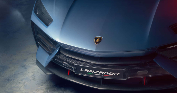 Lamborghini б&rsquo;є рекорди та відкладає електромобіль &mdash; Lanzador отримає V8 замість батарей