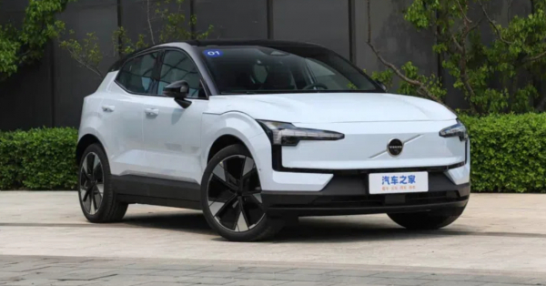 Volvo EX30 2026: оновлений кросовер отримав краще оснащення на китайському ринку