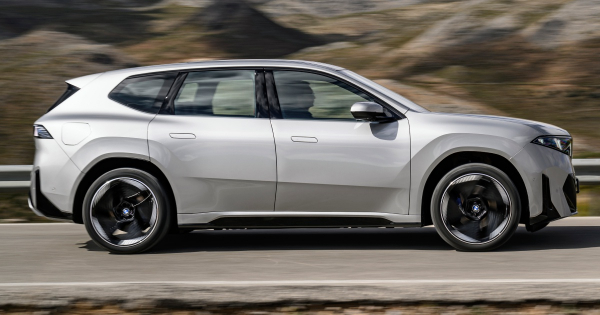 BMW iX3 перевірили на реальний запас ходу &mdash; з поїздкою в гори і заїздом на трек