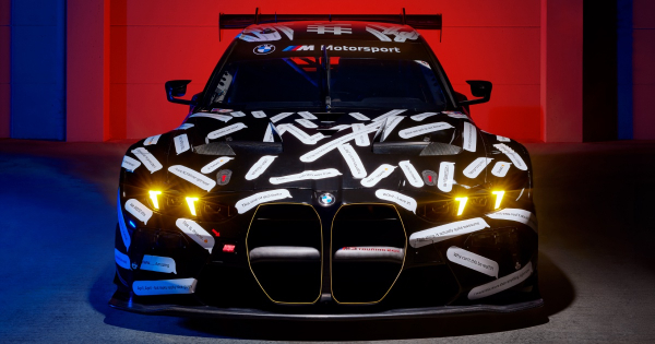 BMW побудувала справжній гоночний автомобіль із першоквітневого жарту