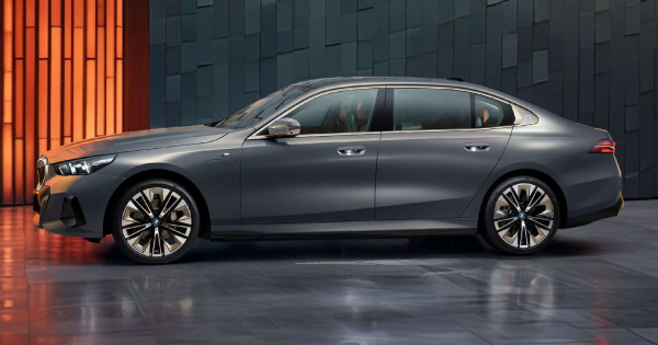 BMW не везтиме подовжені версії своїх моделей до США