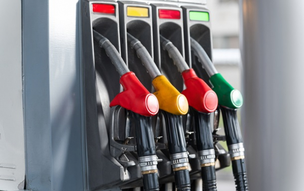 В Україні знизилися ціни на пальне