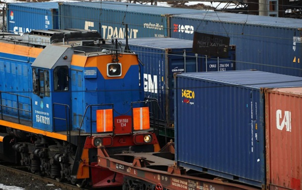 Імпортери РФ змушені уникати привозу товарів з Китаю через Казахстан - ЗМІ