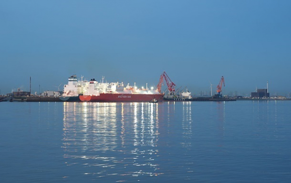 Китай збагачується на перепродажі газу з РФ - ЗМІ