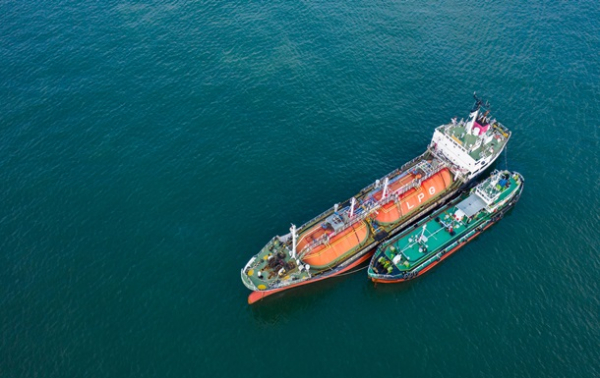 Росія збуває підсанкційний СПГ із 40% знижкою - ЗМІ Росія збуває підсанкційний СПГ із 40% знижкою - ЗМІ