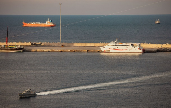 Два танкери з Катару не наважилися перетнути Ормузьку протоку - ЗМІ