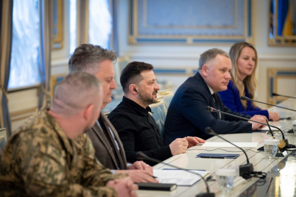 Ракети для ППО, розширення SAFE і спільне виробництво: Зеленський зустрівся з міністеркою оборони Іспанії