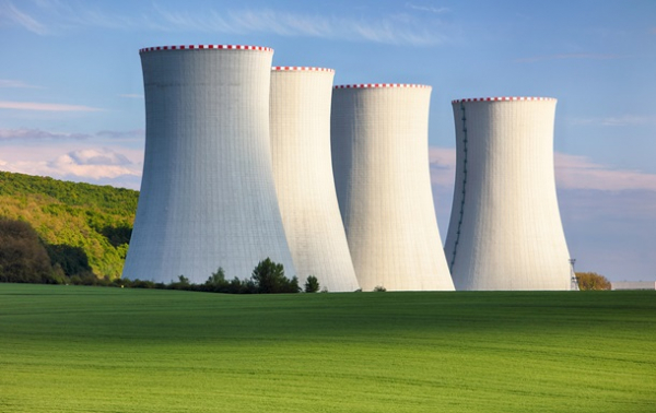 ЄК перевіряє ядерний проєкт Франції на &euro;70 млрд