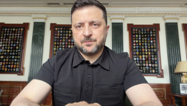 Зеленський: Обмін полоненими «1000 на 1000» готується і має відбутися Зеленський: Обмін полоненими «1000 на 1000» готується і має відбутися