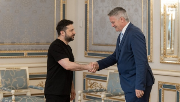Україна розраховує отримати статус кандидата на вступ до ОЕСР восени - Зеленський Україна розраховує отримати статус кандидата на вступ до ОЕСР восени - Зеленський