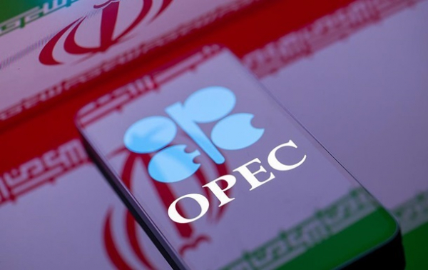 ОПЕК рекордно знизила видобуток нафти