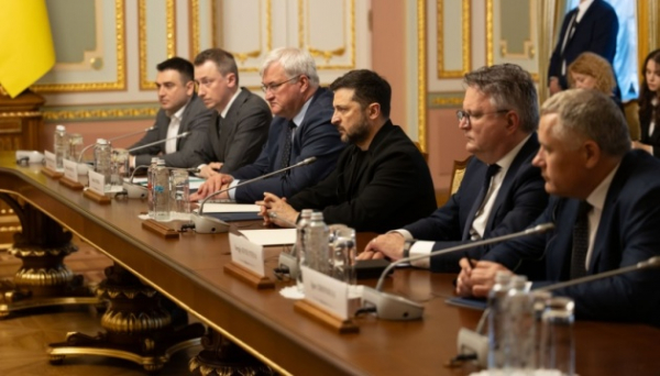 Зеленський прокоментував &laquo;удар дрона по автобусу з білоруськими дітьми&raquo; у Брянській області