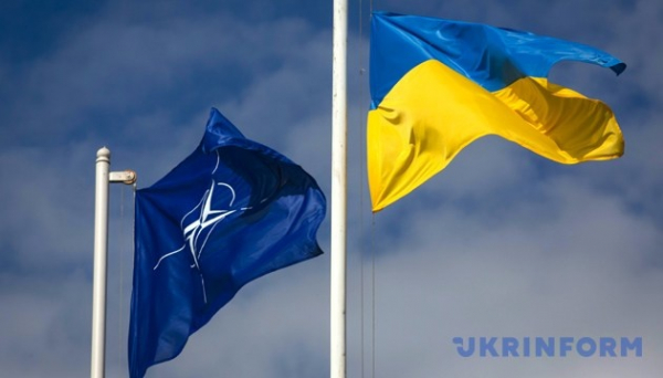 У НАТО розглядають нову військову допомогу Україні на €70 мільярдів - Politico У НАТО розглядають нову військову допомогу Україні на €70 мільярдів - Politico