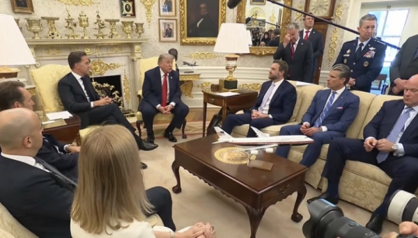 Трамп вважає, що Зеленський &laquo;тримається досить добре&raquo; у війні з Росією
