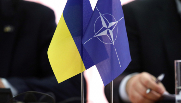 На саміті НАТО в Анкарі союзники пообіцяють Україні допомогу та мільярди на зброю - Politico