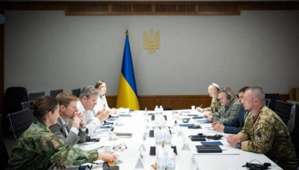 В Офісі Президента обговорили з дипломатами постачання ракет для ППО
