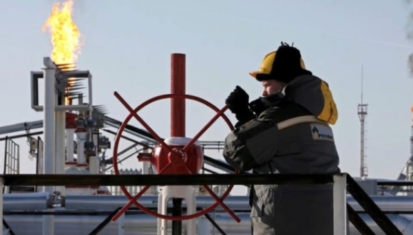Росія збільшує експорт нафти до рекордного рівня на тлі падіння цін - Bloomberg Росія збільшує експорт нафти до рекордного рівня на тлі падіння цін - Bloomberg