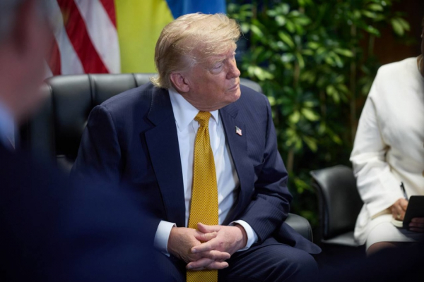 Зеленський - про зустріч із Трампом: Обговорили посилення ППО України та наближення миру