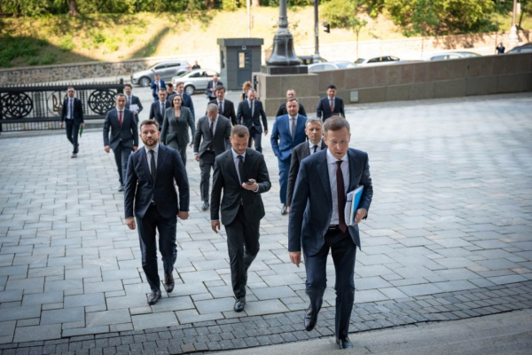 Корецький провів перше засідання свого уряду