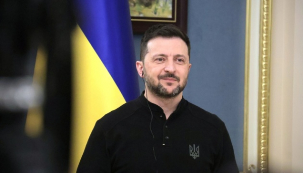 Зеленський назвав історичним анекдотом імпорт пального Росією