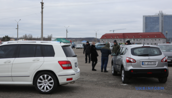 Український авторинок у першому півріччі 2026-го: в фаворі кросовери Український авторинок у першому півріччі 2026-го: в фаворі кросовери