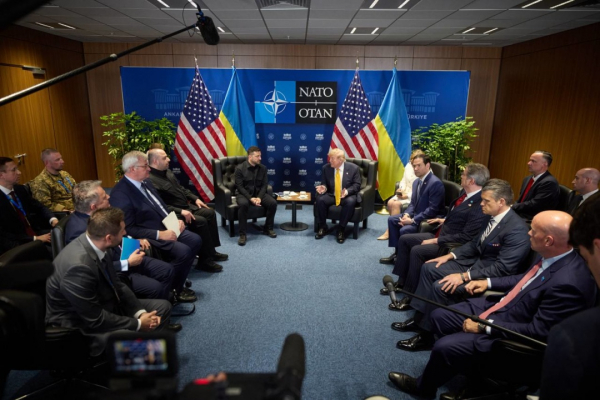 Зеленський - про зустріч із Трампом: Обговорили посилення ППО України та наближення миру