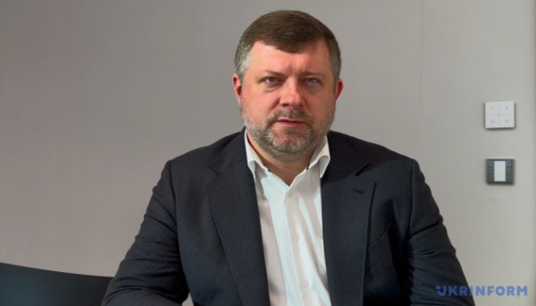 Корнієнко прокоментував заяву Потураєва про складання депутатських повноважень Корнієнко прокоментував заяву Потураєва про складання депутатських повноважень