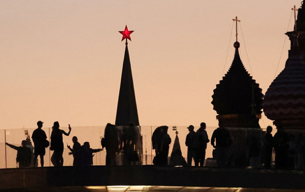 Російські багатії кинулися рятувати статки від Кремля- ЗМІ Російські багатії кинулися рятувати статки від Кремля- ЗМІ