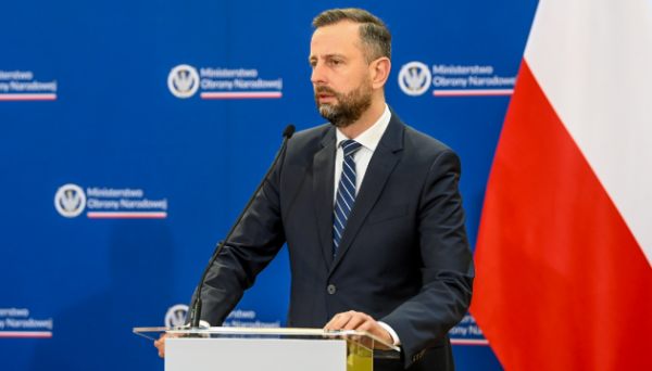 Польща не припинить військову підтримку України попри критику опозиції - міністр оборони Польща не припинить військову підтримку України попри критику опозиції - міністр оборони