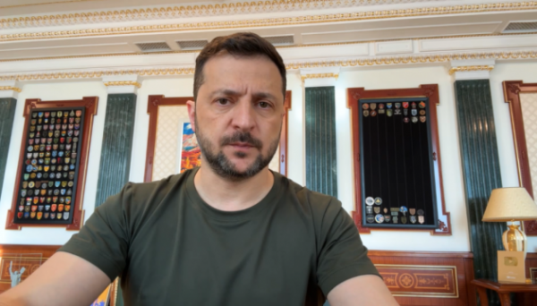 Зеленський: Координуємо з партнерами нові санкції для обмеження військових можливостей РФ